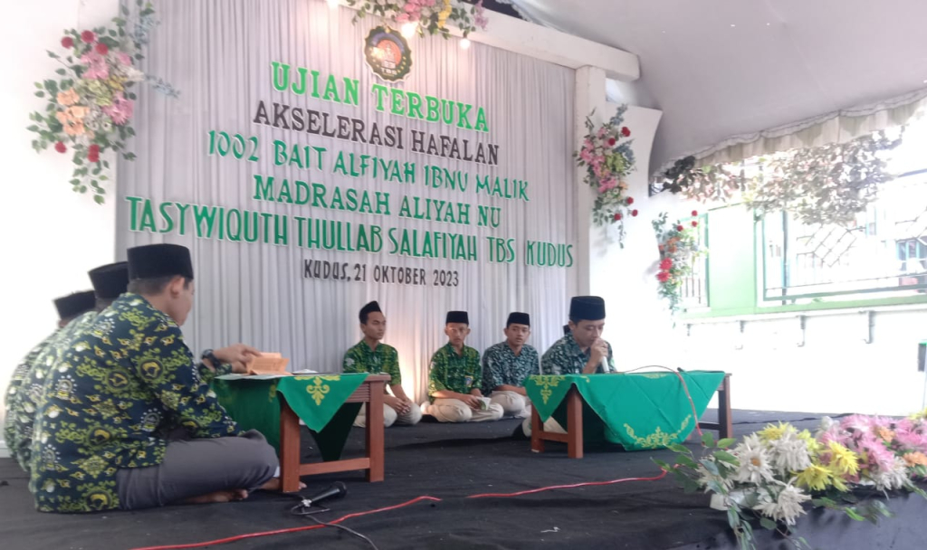 Santri MA NU TBS Kudus Ikuti Ujian Terbuka Alfiyah