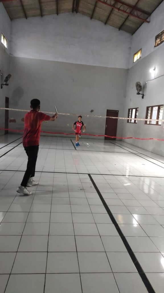 Latihan Badminton